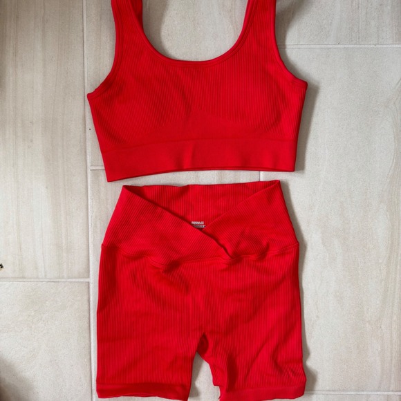 Pants - Red Ribbed Activewear Set V-Front High Waist Biker Shorts & Sports Bra Large